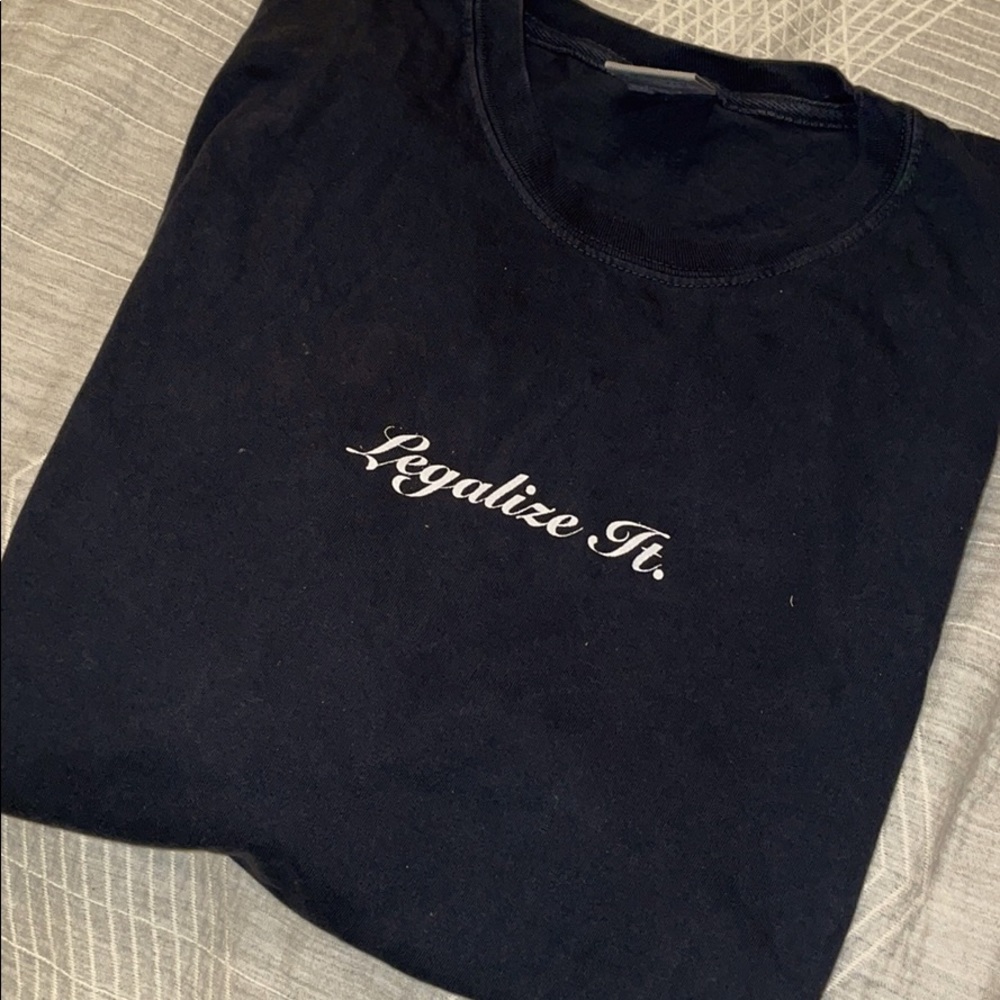Gently used “Legalize It” statement tee
